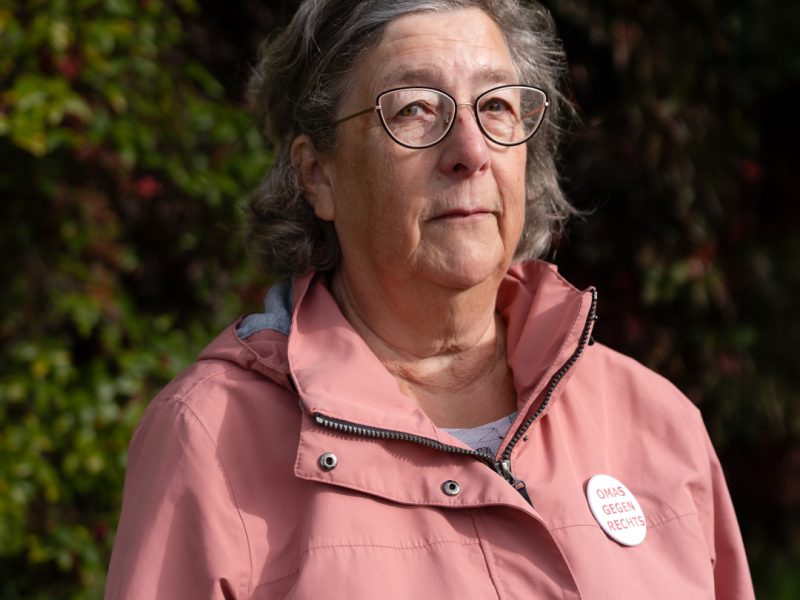 Porträt von Ursula aus Potsdam, OMA GEGEN RECHTS, Foto von Corinna Micori